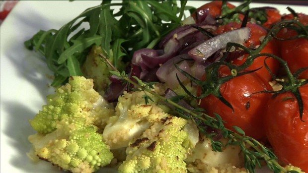 Couscous mit Romanesco und Ofenparadeiser