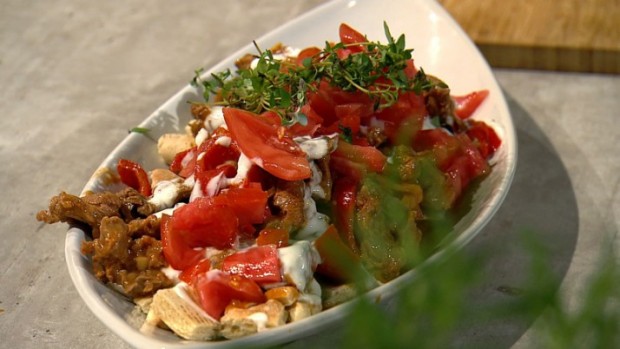 Iskender Kebab mit Fladenbrot