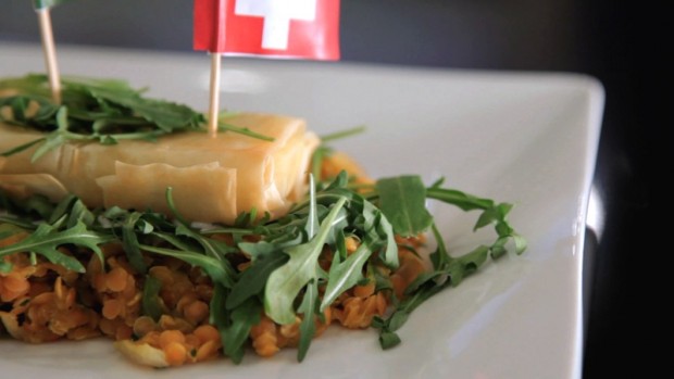 Linsencurry mit gebackenem Appenzeller 