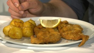 Faschierte Laibchen mit cremigen Kartoffelpüree