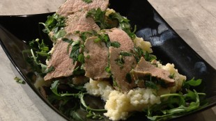 Kalbsfilet im Kräutermantel mit Selleriepürree