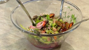 Köstlicher Fisch mit Urkarotten und knackigem Salat