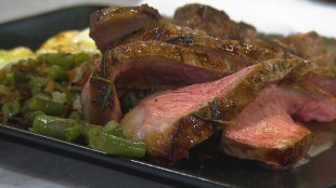 T-Bone Steak mit Speckbohnen und Kartoffelgratin