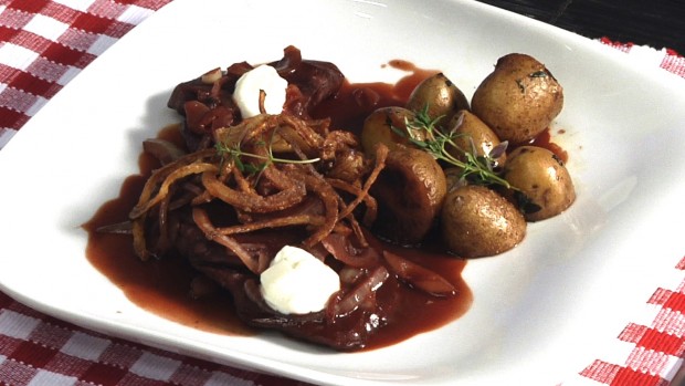 Vegetarischer Zwiebelrostbraten